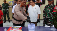 Pemusnahan sabu Pemusnahan barang bukti sabu di Polres Malinau, Jumat (17/10/2025). (Foto : Humas Polres Malinau).