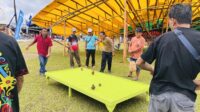Lomba gasing. Lomba gasing di Festival Irau Malinau.
