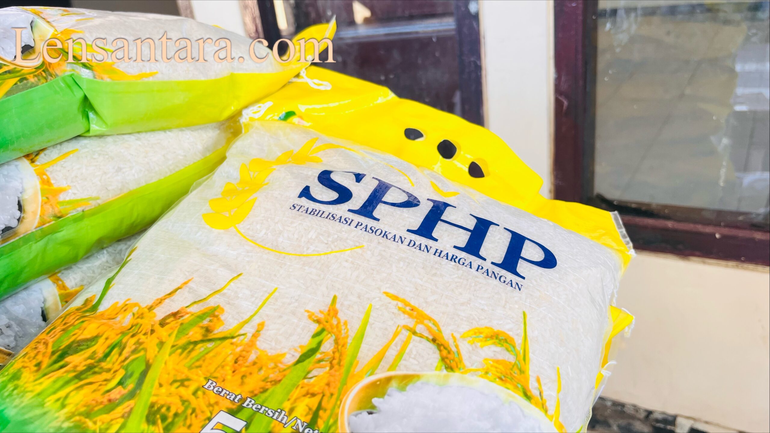 Beras SPHP bulog.