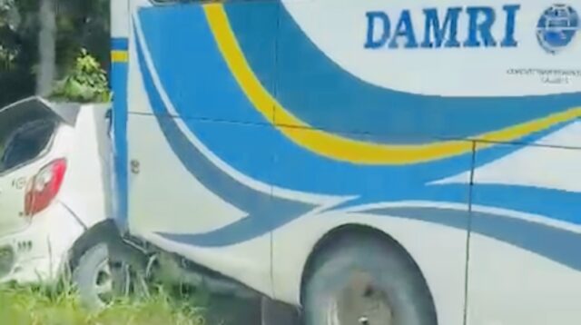 Kecelakaan bus Damri.