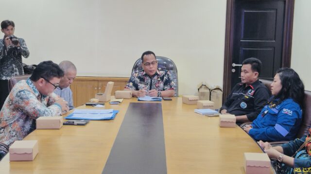 Rapat Pleno Penetapan UMK