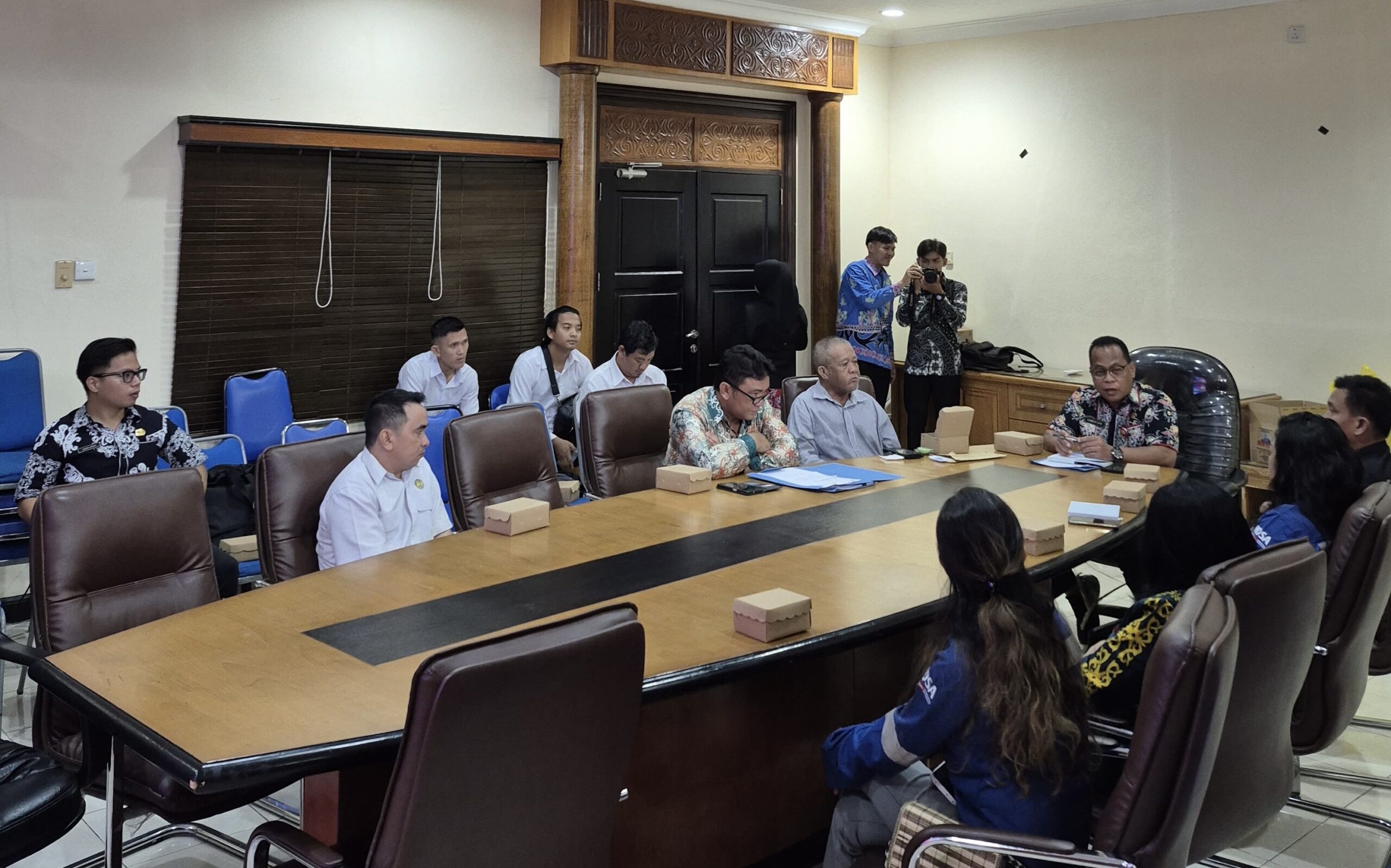 Rapat pleno penetapan UMK Rapat pleno penetapan UMK