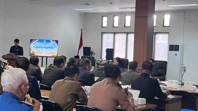 Rapat Paripurna ke-3 Masa Sidang III Tahun 2026 di Ruang Rapat Gabungan Komisi DPRD Malinau, Senin (14/9/2026).