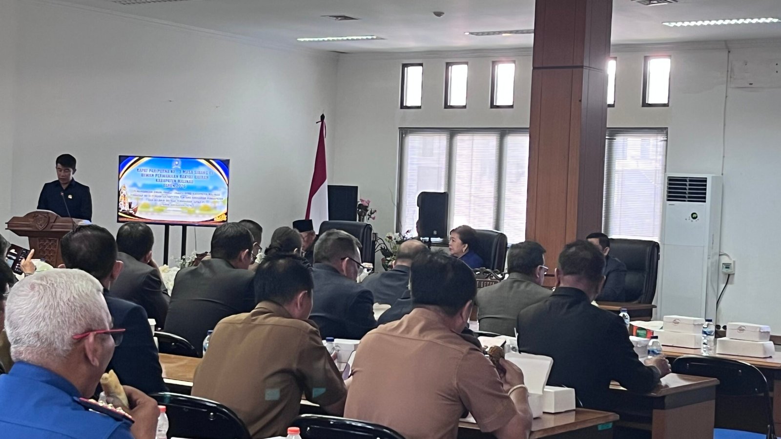 Rapat Paripurna ke-3 Masa Sidang III Tahun 2026 di Ruang Rapat Gabungan Komisi DPRD Malinau, Senin (14/9/2026). Rapat Paripurna ke-3 Masa Sidang III Tahun 2026 di Ruang Rapat Gabungan Komisi DPRD Malinau, Senin (14/9/2026).